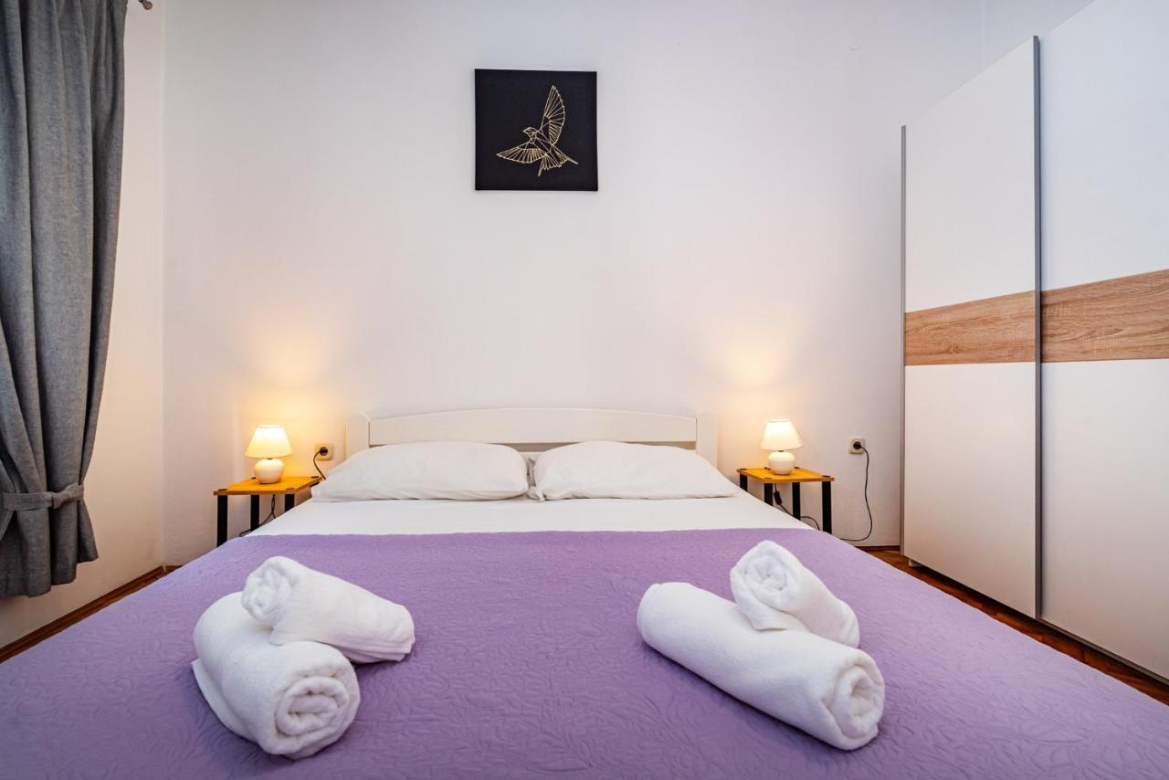 Apartment Eva Maslenica Bagian luar foto