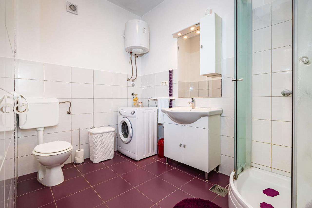 Apartment Eva Maslenica Bagian luar foto
